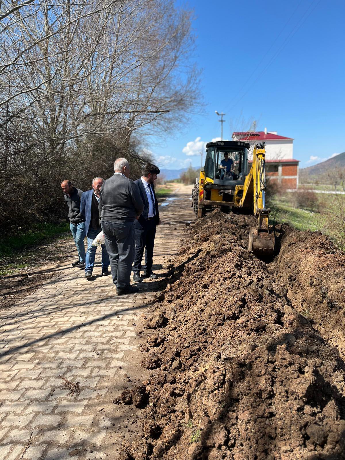 GÜNDOĞDU MAHALLEMİZDE KANALİZASYONUMUZ YENİLENİYOR